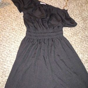 One shoulder dress